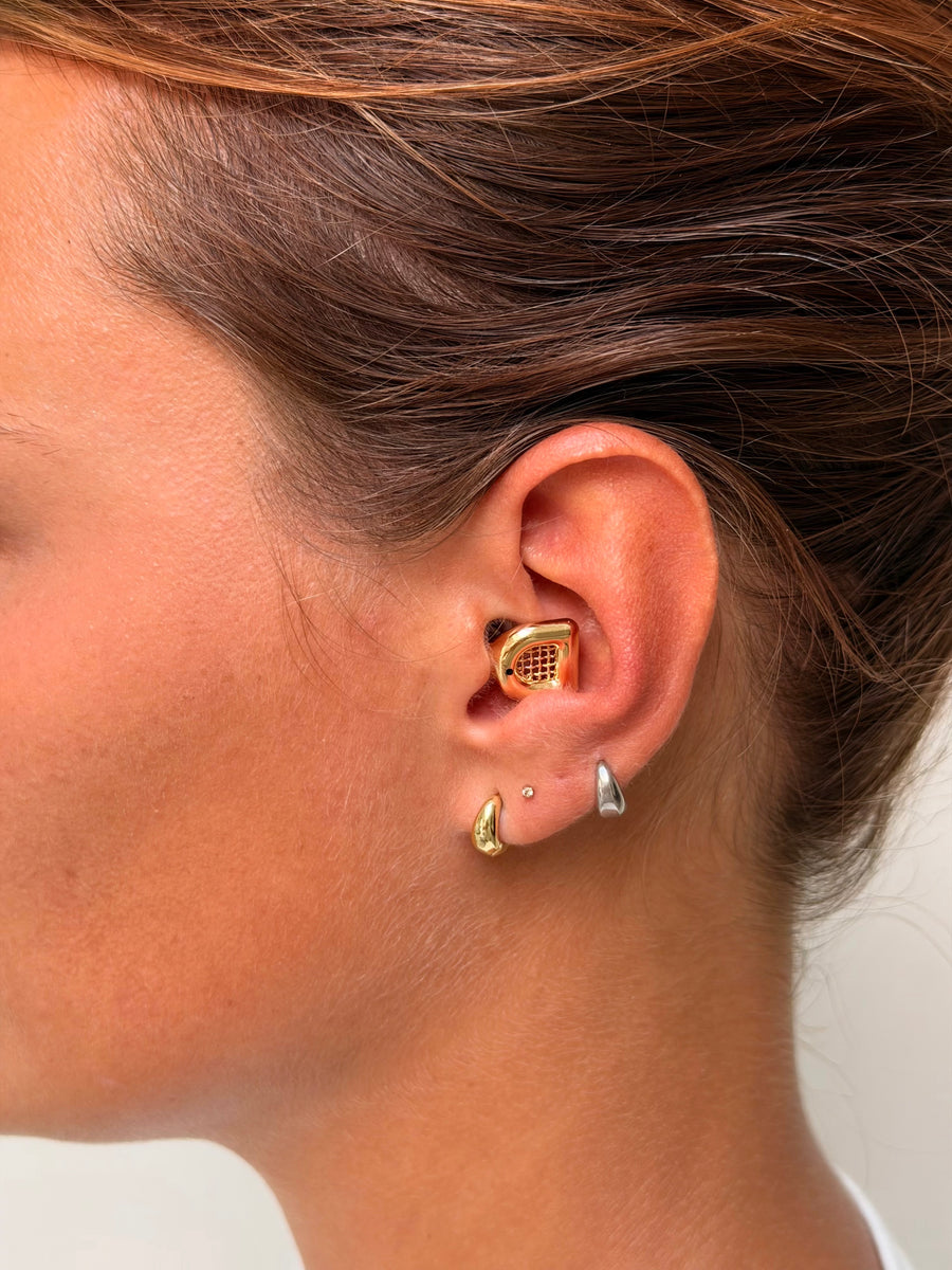 MUSED earplugs worn by a customer