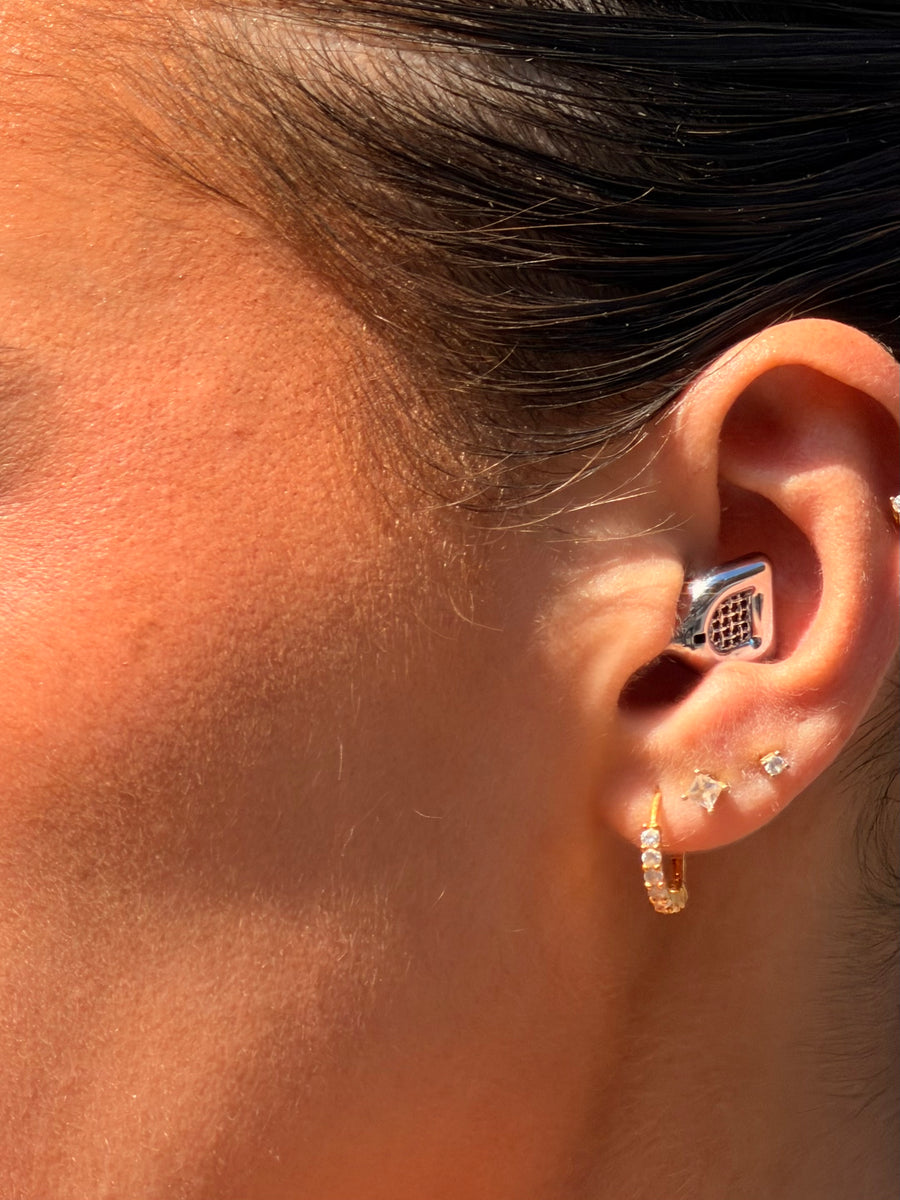MUSED earplugs worn by a customer