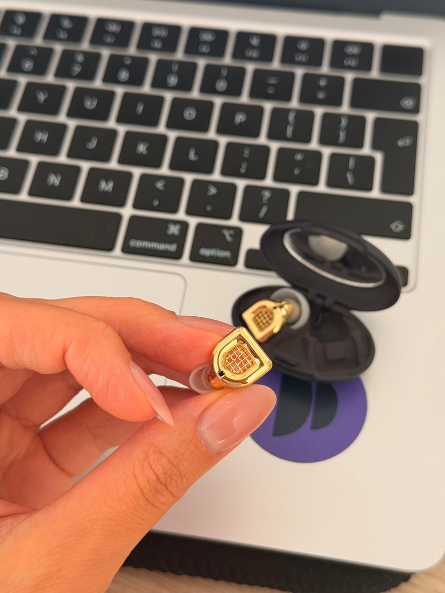 MUSED earplugs worn by a customer